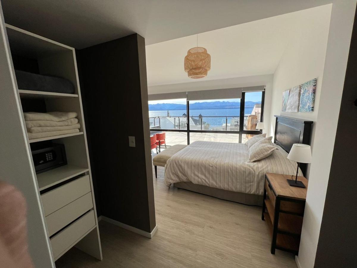 Mini Loft Departamentos Bariloche Apartment ภายนอก รูปภาพ