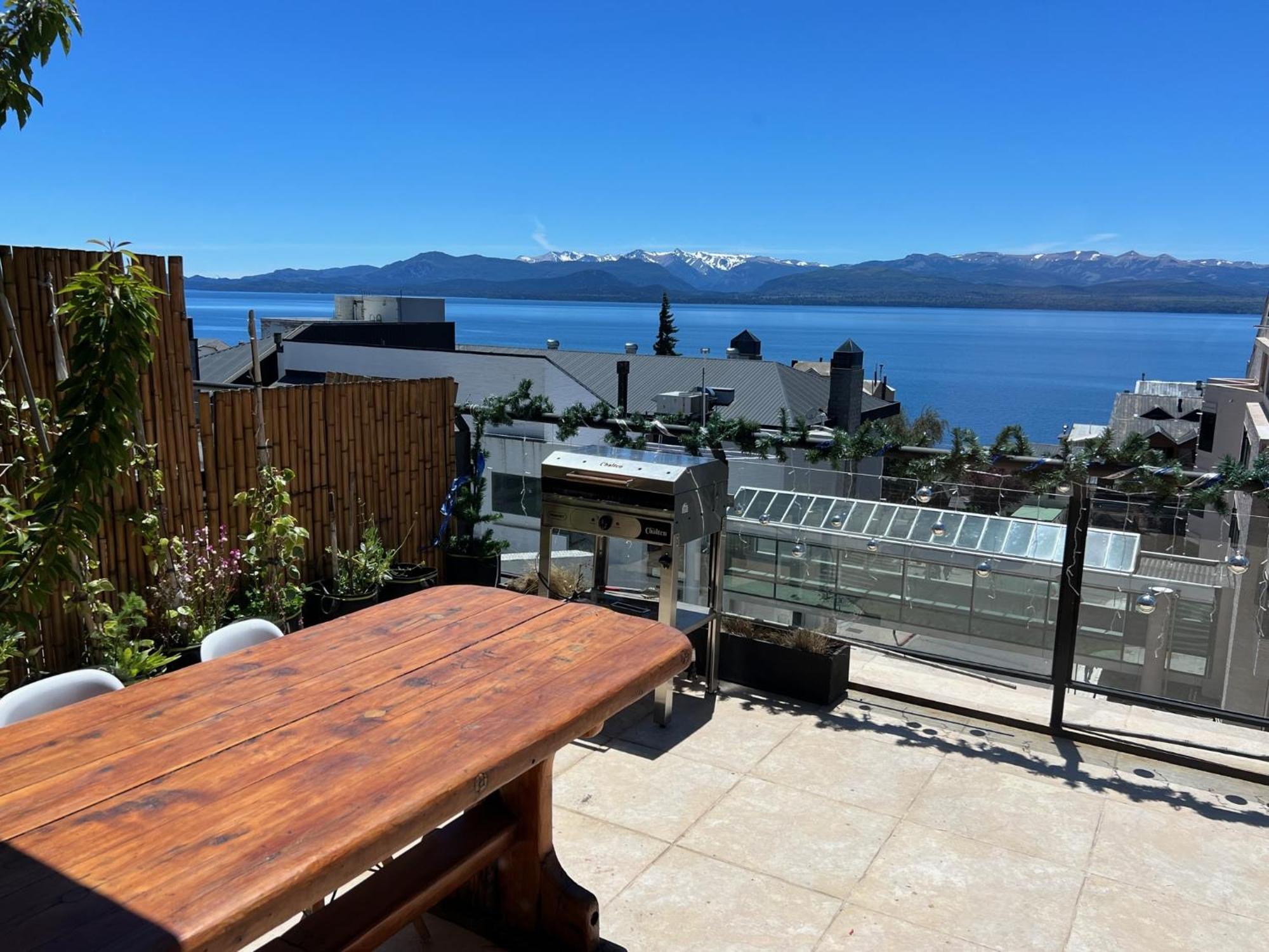 Mini Loft Departamentos Bariloche Apartment ภายนอก รูปภาพ